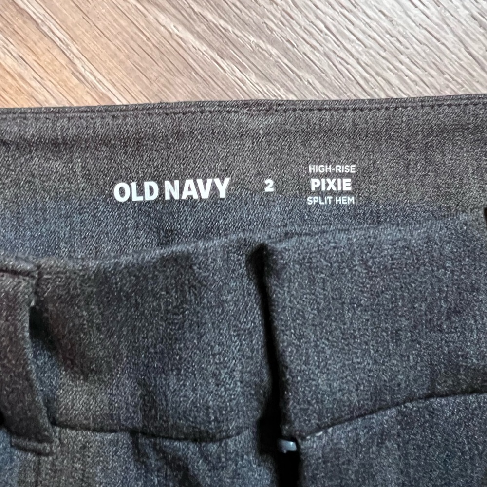 Old Navy High Rise Pixie Full Length Split Hem Ne… - image 5